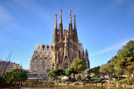 sagrada-familia-barcelona