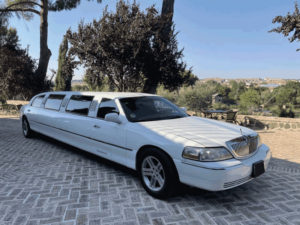 Alquiler de limusina Barcelona linconl blanca en Barcelona